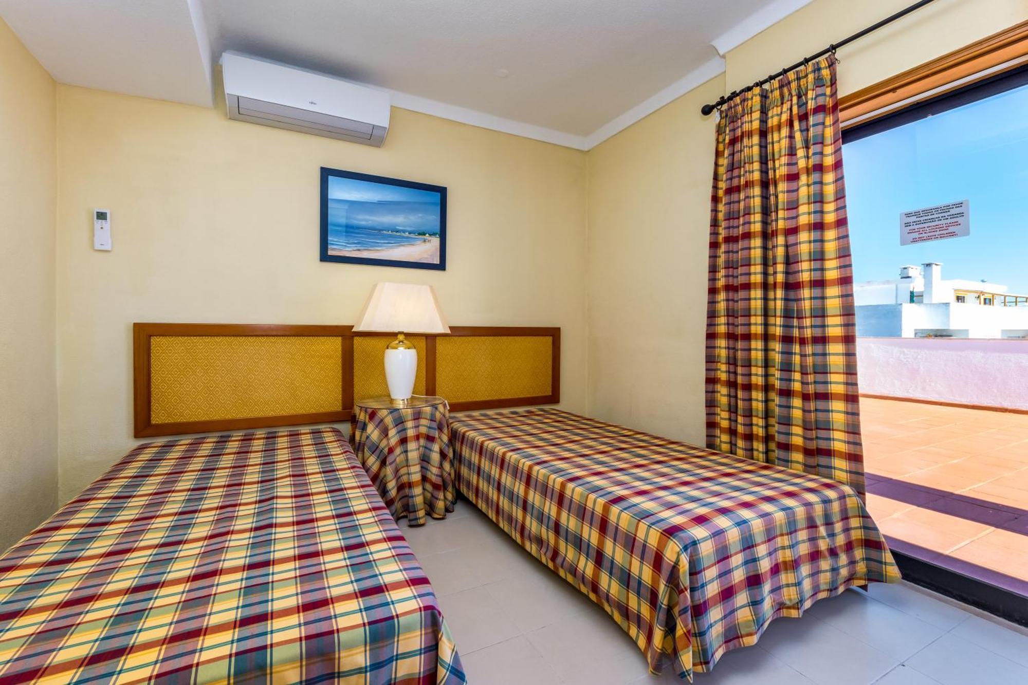 Janelas Do Mar Apartamentos Turisticos Albufeira Dış mekan fotoğraf